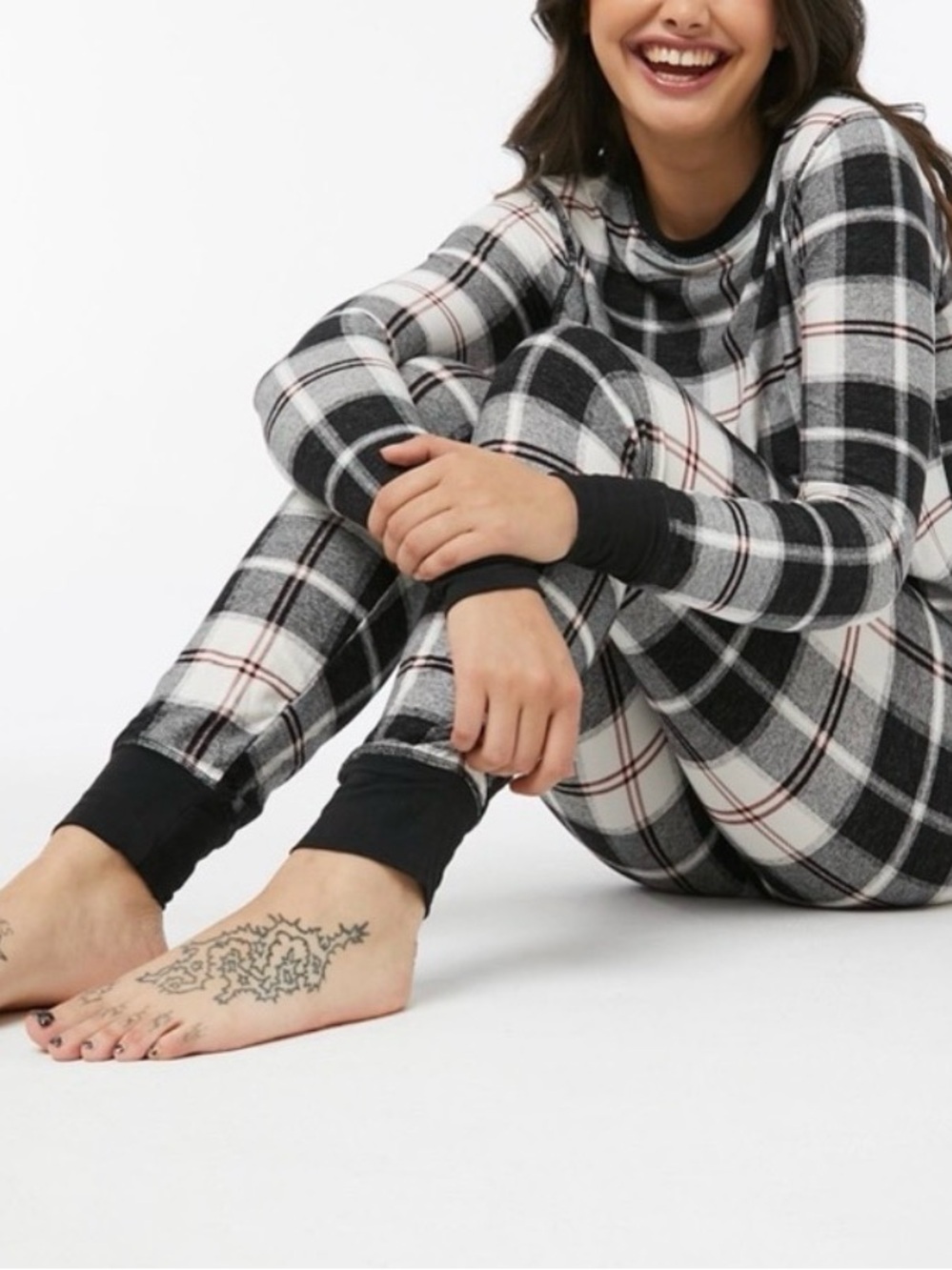Ardene Plaid Skinny Jogger Pj Set / NWT